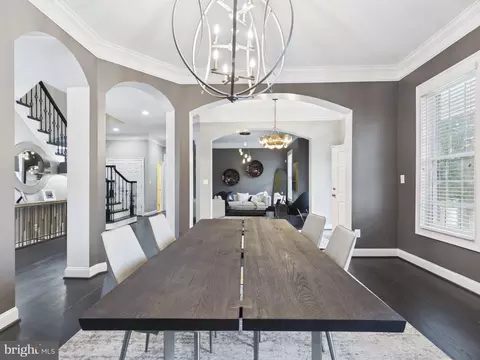 Dining - 38565 Piggott Btm, Hamilton, VA 20158 photo 3 of 10