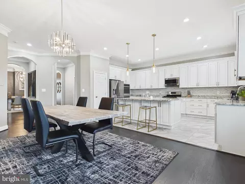 Dining - 38565 Piggott Btm, Hamilton, VA 20158 photo 6 of 10
