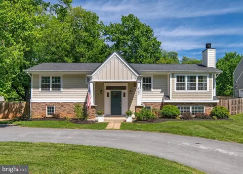 22202 Newlin Mill Rd, Middleburg, VA 20117