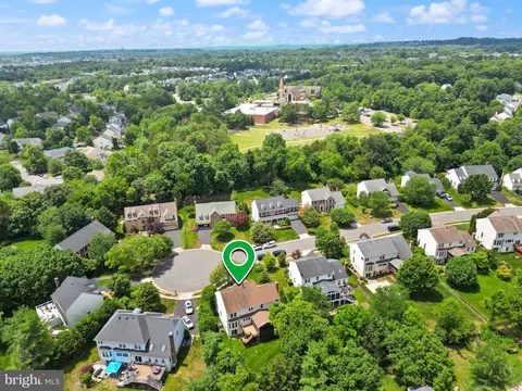 View/Area - 43448 Colter Ct, Ashburn, VA 20147 photo 2 of 5
