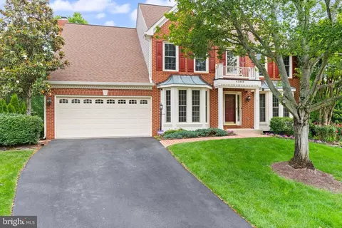 Exterior - 43448 Colter Ct, Ashburn, VA 20147 photo 3 of 18