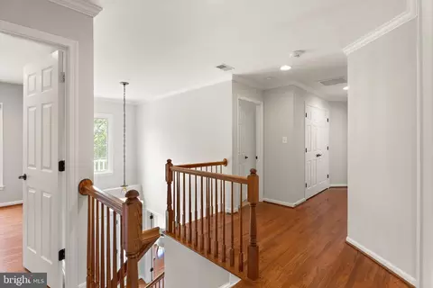 Entry Way - 43448 Colter Ct, Ashburn, VA 20147 photo 4 of 6