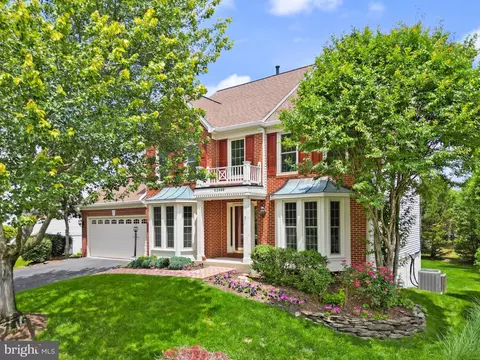 Exterior - 43448 Colter Ct, Ashburn, VA 20147 photo 4 of 18