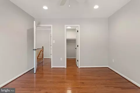 Bedroom - 43448 Colter Ct, Ashburn, VA 20147 photo 7 of 9