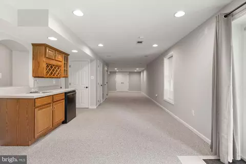 Living - 43448 Colter Ct, Ashburn, VA 20147 photo 6 of 7