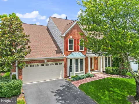 Exterior - 43448 Colter Ct, Ashburn, VA 20147 photo 2 of 18