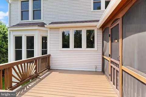 Exterior - 43448 Colter Ct, Ashburn, VA 20147 photo 10 of 18