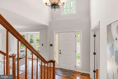 Entry Way - 43448 Colter Ct, Ashburn, VA 20147 photo 3 of 6