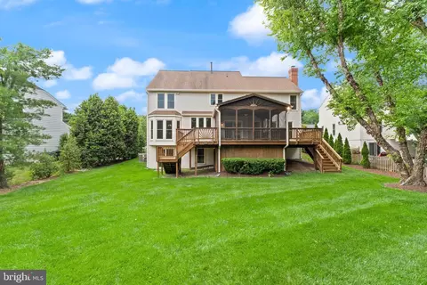 Exterior - 43448 Colter Ct, Ashburn, VA 20147 photo 13 of 18