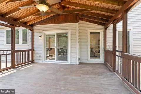 Exterior - 43448 Colter Ct, Ashburn, VA 20147 photo 7 of 18