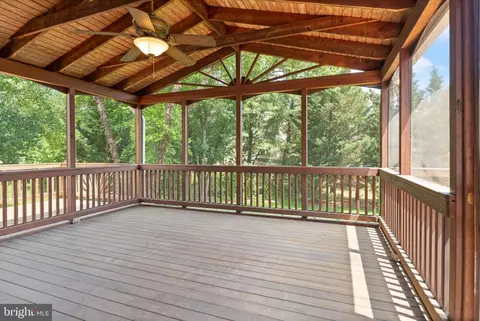 Exterior - 43448 Colter Ct, Ashburn, VA 20147 photo 6 of 18