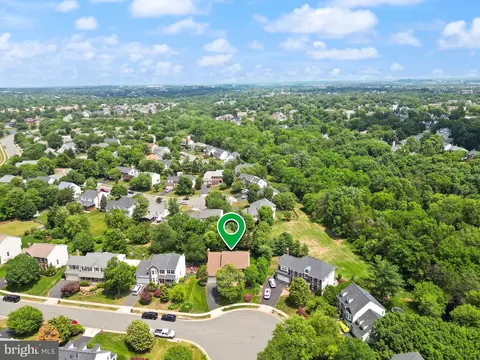 View/Area - 43448 Colter Ct, Ashburn, VA 20147 photo 3 of 5