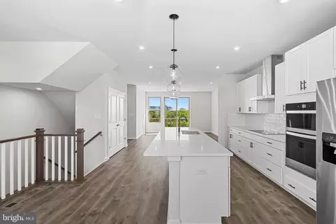 19710 Sepia Sq, Ashburn, VA 20147