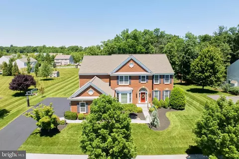 20950 Highland Creek Dr, Leesburg, VA 20175