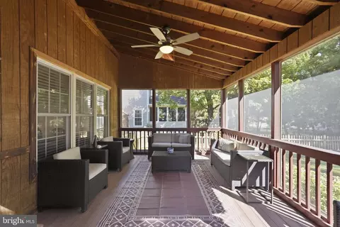 Exterior - 43197 Wayside Cir, Ashburn, VA 20147 photo 5 of 16