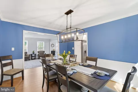 Dining - 43197 Wayside Cir, Ashburn, VA 20147 photo 3 of 3