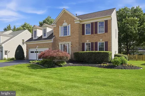 Exterior - 43197 Wayside Cir, Ashburn, VA 20147 photo 16 of 16