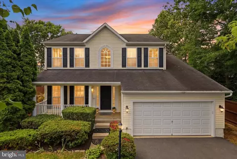 46073 Trefoil Ln, Sterling, VA 20166
