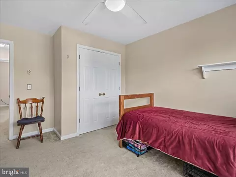 Bedroom - 20547 Ringold Dr, Ashburn, VA 20147 photo 11 of 13