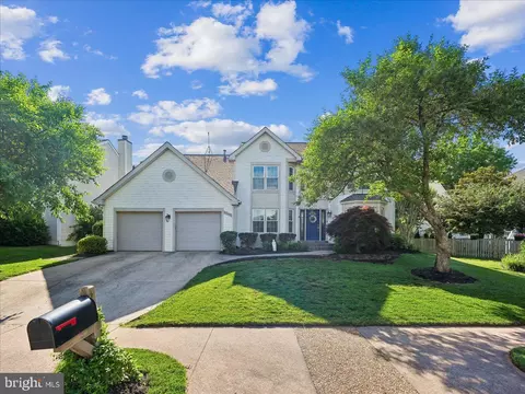 Exterior - 20547 Ringold Dr, Ashburn, VA 20147 photo 10 of 19