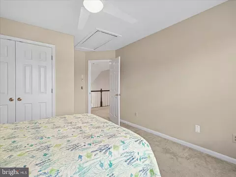 Bedroom - 20547 Ringold Dr, Ashburn, VA 20147 photo 8 of 13