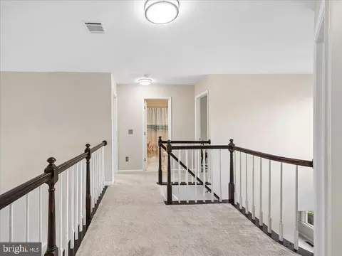 Entry Way - 20547 Ringold Dr, Ashburn, VA 20147 photo 3 of 5