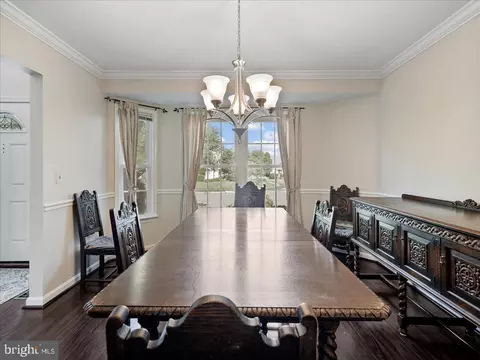 Dining - 20547 Ringold Dr, Ashburn, VA 20147 photo 1 of 5