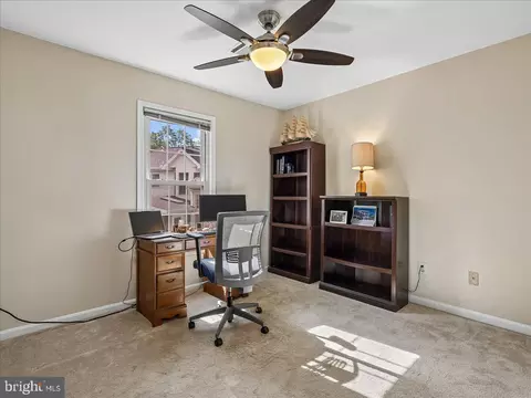 Other - 20547 Ringold Dr, Ashburn, VA 20147 photo 12 of 25