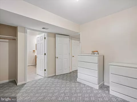 Bedroom - 20547 Ringold Dr, Ashburn, VA 20147 photo 13 of 13
