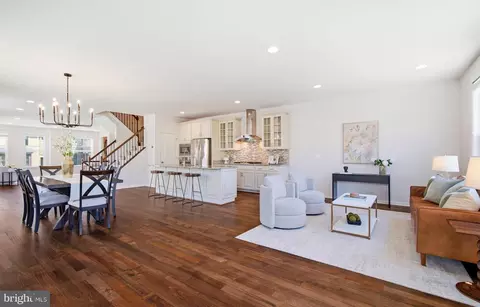 23489 Epperson Sq, Brambleton, VA 20148