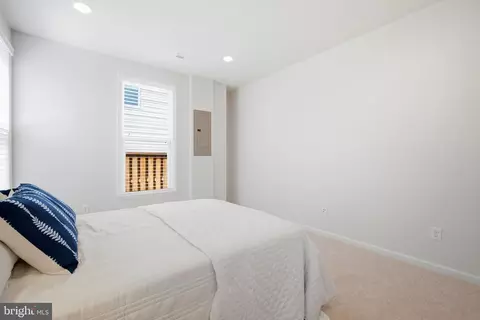 Bedroom - 23489 Epperson Sq, Brambleton, VA 20148 photo 14 of 15
