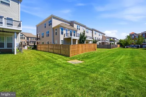 Exterior - 23489 Epperson Sq, Brambleton, VA 20148 photo 2 of 15