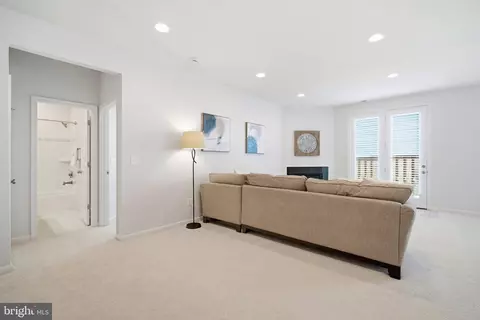Entry Way - 23489 Epperson Sq, Brambleton, VA 20148 photo 13 of 14
