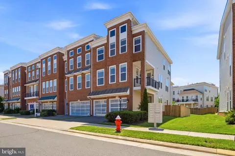 Other - 23489 Epperson Sq, Brambleton, VA 20148 photo 3 of 35