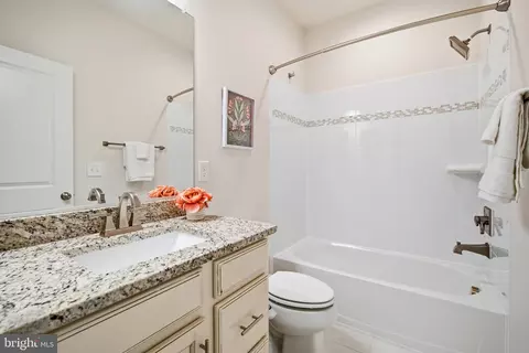 Bath - 23489 Epperson Sq, Brambleton, VA 20148 photo 4 of 4