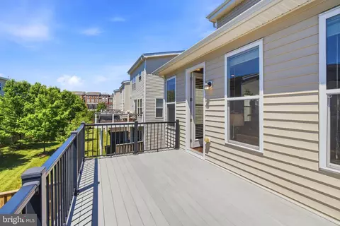 Exterior - 23489 Epperson Sq, Brambleton, VA 20148 photo 11 of 15