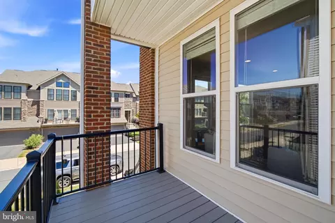 Exterior - 23489 Epperson Sq, Brambleton, VA 20148 photo 4 of 15