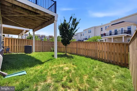 Exterior - 23489 Epperson Sq, Brambleton, VA 20148 photo 13 of 15