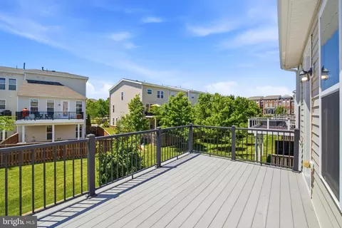 Exterior - 23489 Epperson Sq, Brambleton, VA 20148 photo 12 of 15