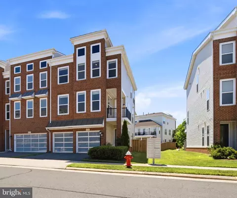 Other - 23489 Epperson Sq, Brambleton, VA 20148 photo 2 of 35