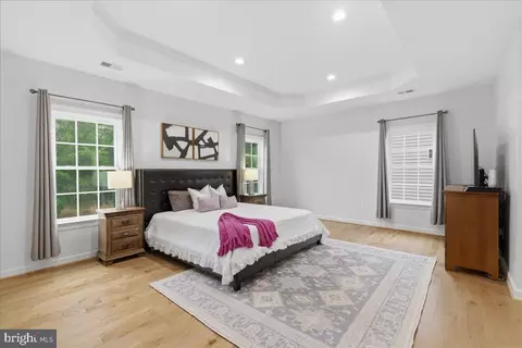 Bedroom - 42414 Pine Forest Dr, Chantilly, VA 20152 photo 2 of 11