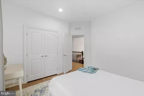 Bedroom - 42414 Pine Forest Dr, Chantilly, VA 20152 photo 11 of 11