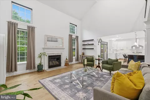 Other - 42414 Pine Forest Dr, Chantilly, VA 20152 photo 5 of 28