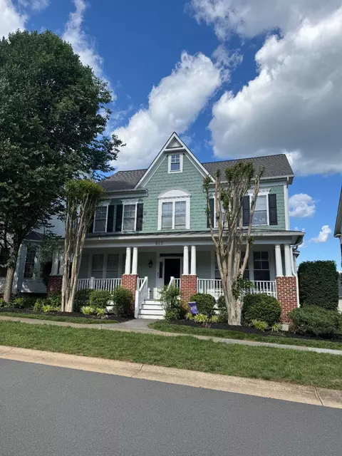 612 Greysands Ln, Purcellville, VA 20132