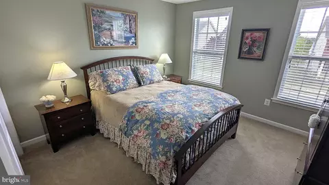 Bedroom - 43161 Barnstead Dr, Ashburn, VA 20148 photo 4 of 6