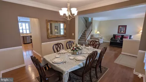 Dining - 43161 Barnstead Dr, Ashburn, VA 20148 photo 2 of 4