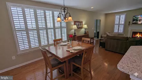 Dining - 43161 Barnstead Dr, Ashburn, VA 20148 photo 4 of 4