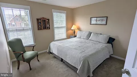 Bedroom - 43161 Barnstead Dr, Ashburn, VA 20148 photo 6 of 6