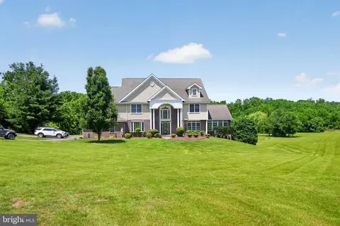 39260 Charles Town Pike, Hamilton, VA 20158