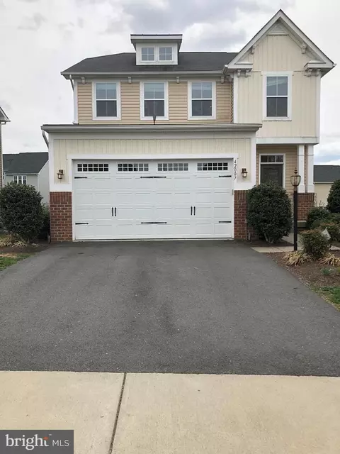 42007 Powells Farm Way, Aldie, VA 20105